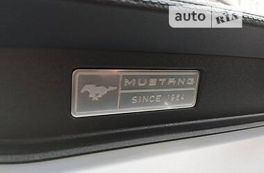 Кабріолет Ford Mustang 2016 в Києві
