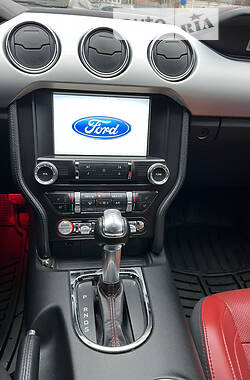 Кабріолет Ford Mustang 2015 в Полтаві