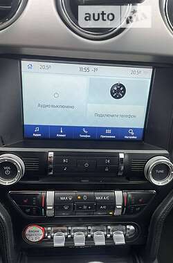 Кабриолет Ford Mustang 2016 в Киеве
