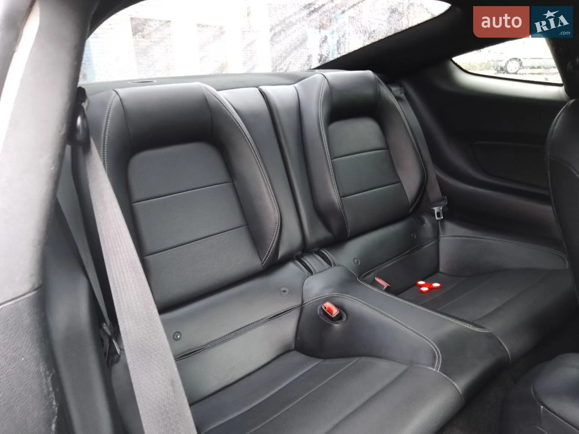 2017 Ford Mustang - мініатюра 26