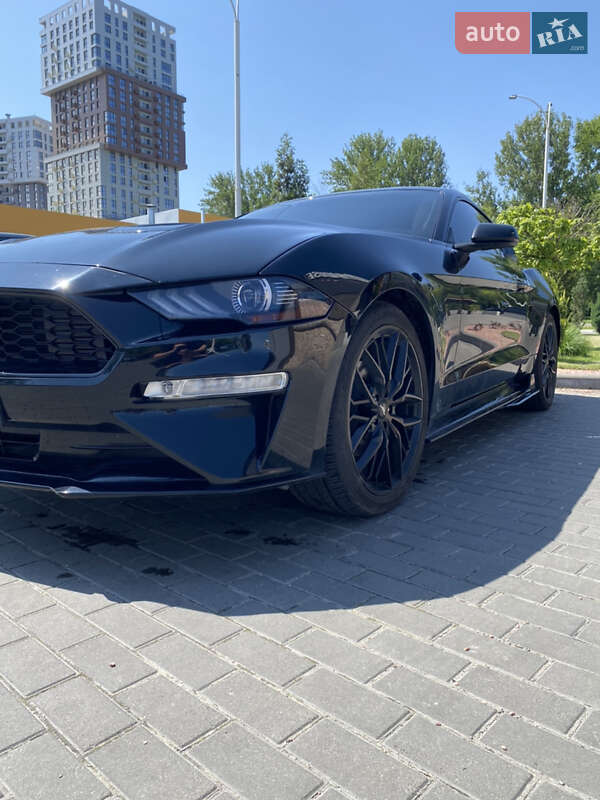 Купе Ford Mustang 2018 в Днепре