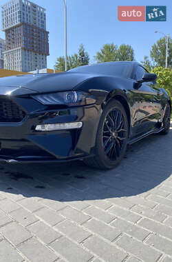 Купе Ford Mustang 2018 в 