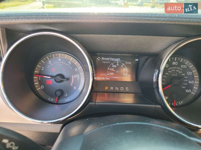 Купе Ford Mustang 2015 в Києві