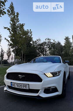 Кабріолет Ford Mustang 2016 в Дніпрі