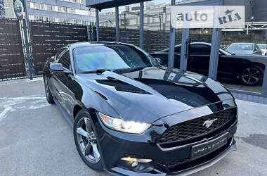 Купе Ford Mustang 2015 в Києві