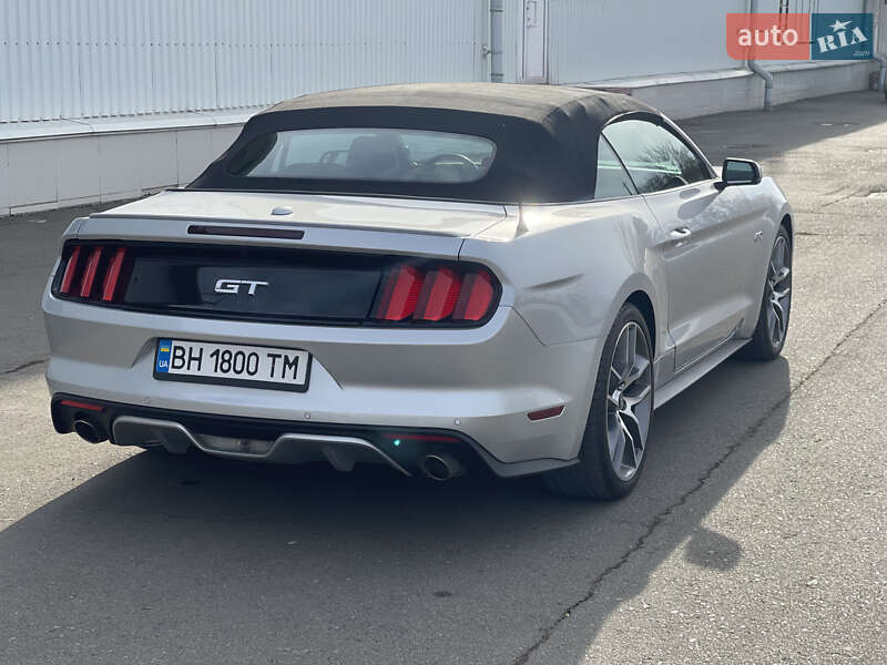 Кабриолет Ford Mustang 2016 в Одессе