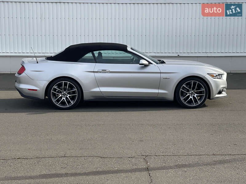 Кабриолет Ford Mustang 2016 в Одессе