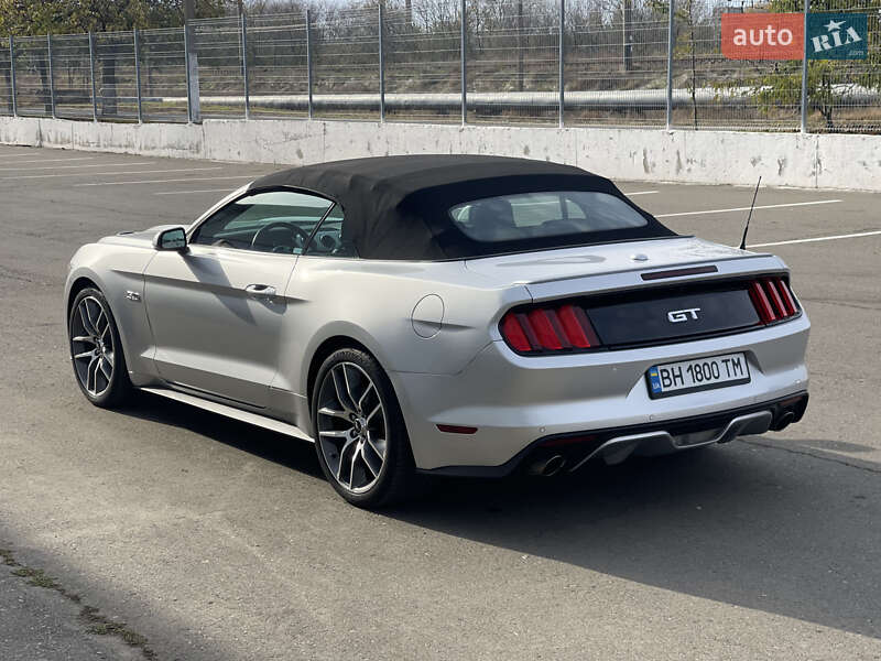 Кабриолет Ford Mustang 2016 в Одессе