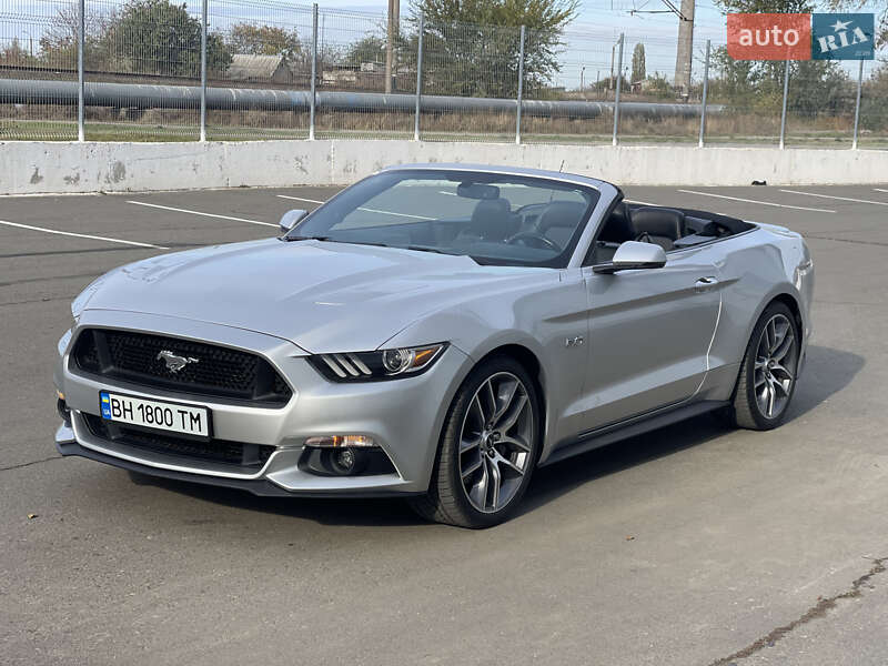 Кабриолет Ford Mustang 2016 в Одессе