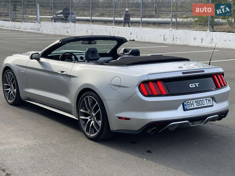 Кабриолет Ford Mustang 2016 в Одессе