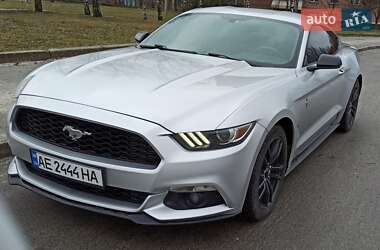 Купе Ford Mustang 2015 в Днепре