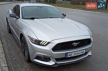 Купе Ford Mustang 2015 в Днепре