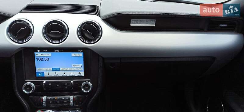 Купе Ford Mustang 2015 в Днепре