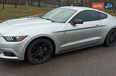 Купе Ford Mustang 2015 в Днепре