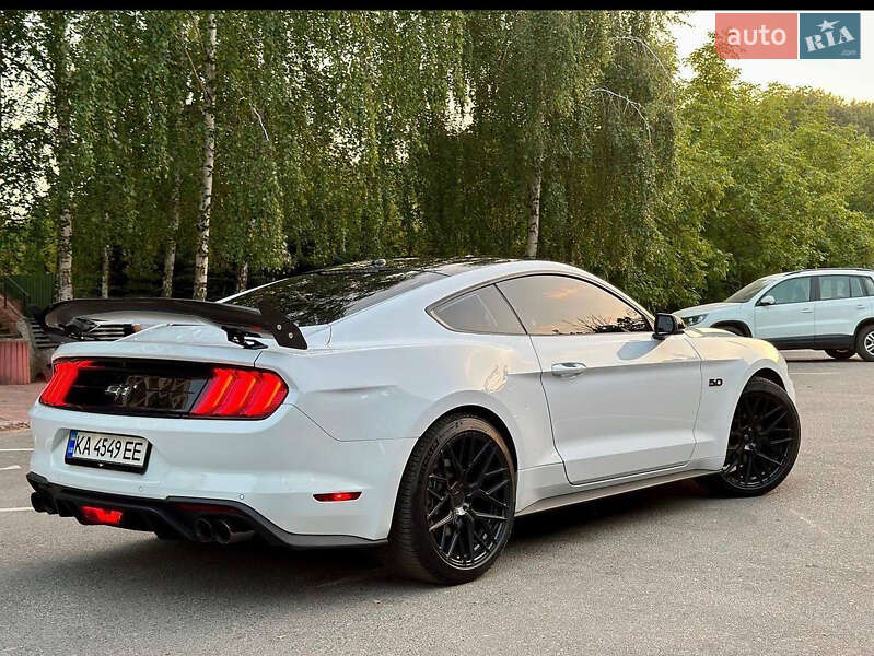 Купе Ford Mustang 2019 в Вінниці
