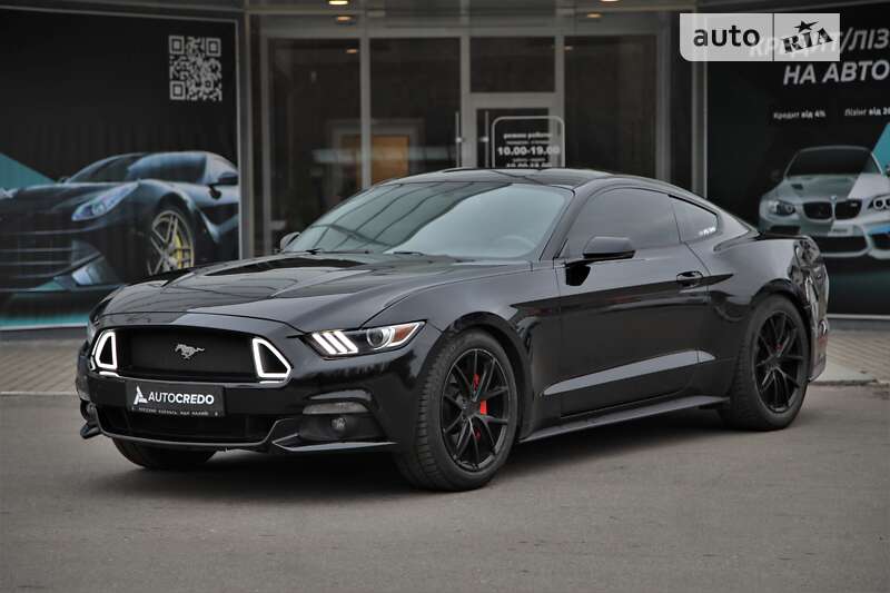 Купе Ford Mustang 2015 в Харькове