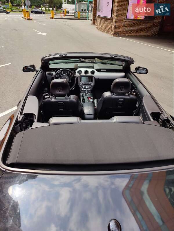 Кабриолет Ford Mustang 2016 в Одессе