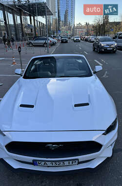 Кабріолет Ford Mustang 2020 в Києві