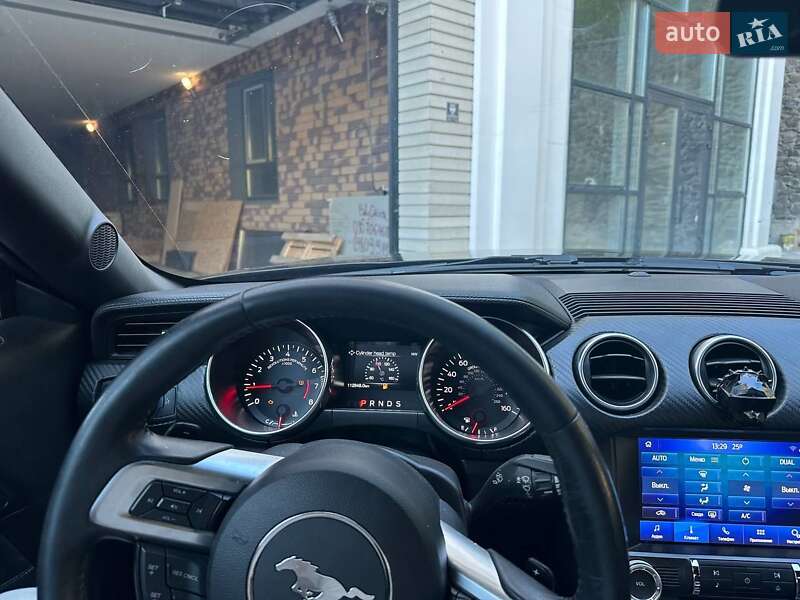 Купе Ford Mustang 2018 в Киеве