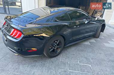 Купе Ford Mustang 2018 в Киеве
