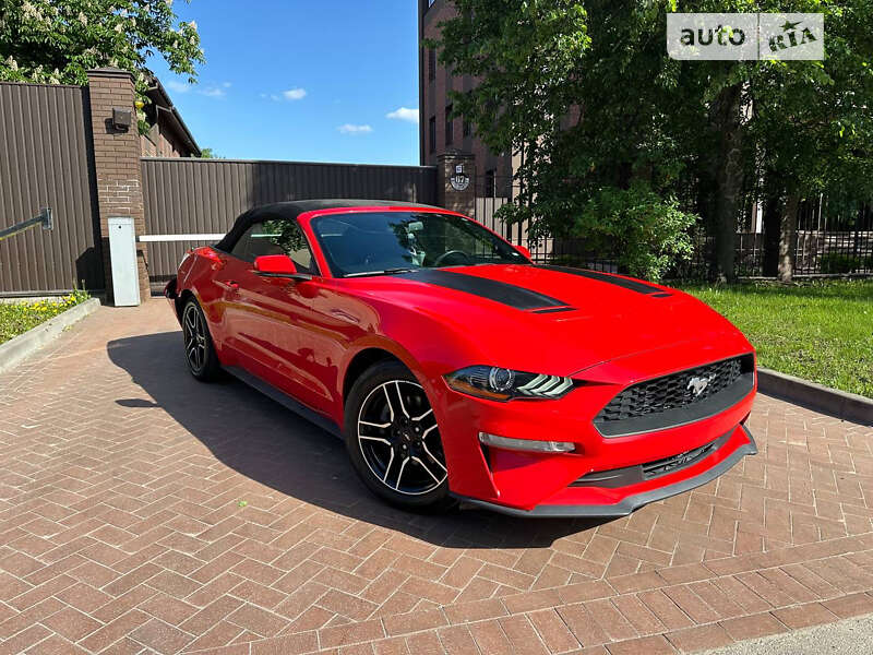 Кабріолет Ford Mustang 2018 в Києві