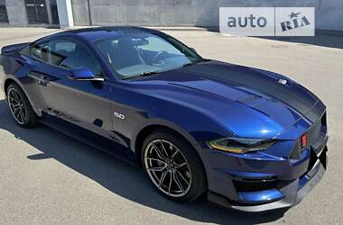 Купе Ford Mustang 2018 в Киеве