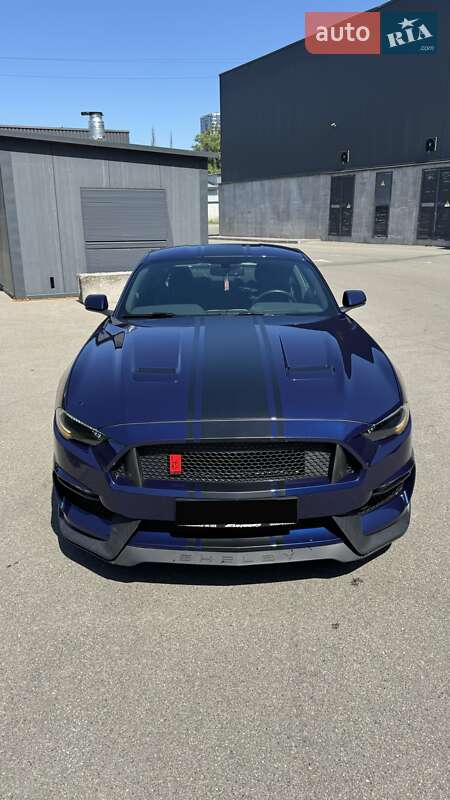 Купе Ford Mustang 2018 в Киеве