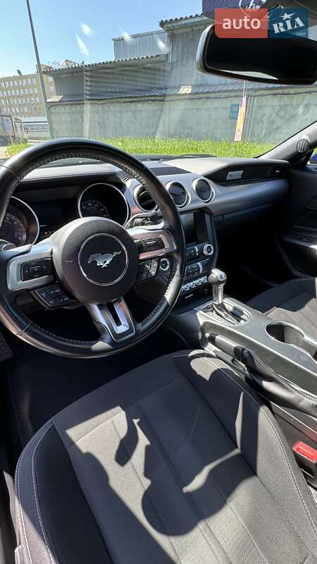 Купе Ford Mustang 2018 в Киеве