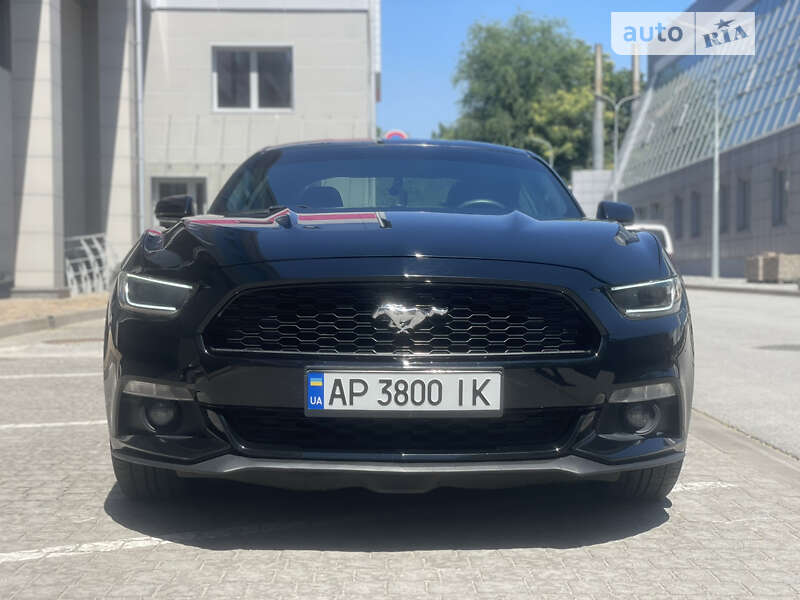 Купе Ford Mustang 2015 в Запорожье