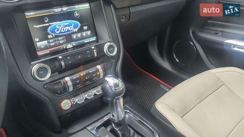 Купе Ford Mustang 2014 в Киеве