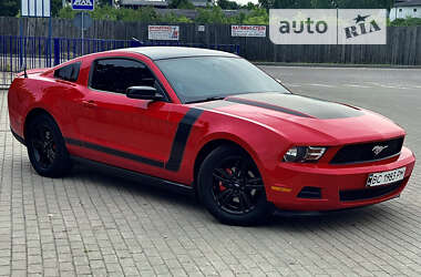 Купе Ford Mustang 2009 в Львове