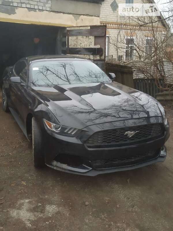 Купе Ford Mustang 2015 в Днепре