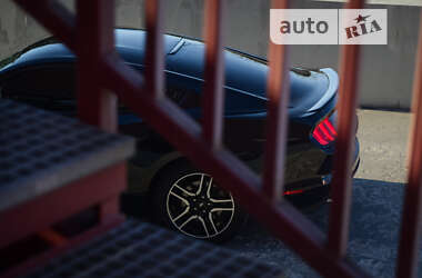 Купе Ford Mustang 2019 в 