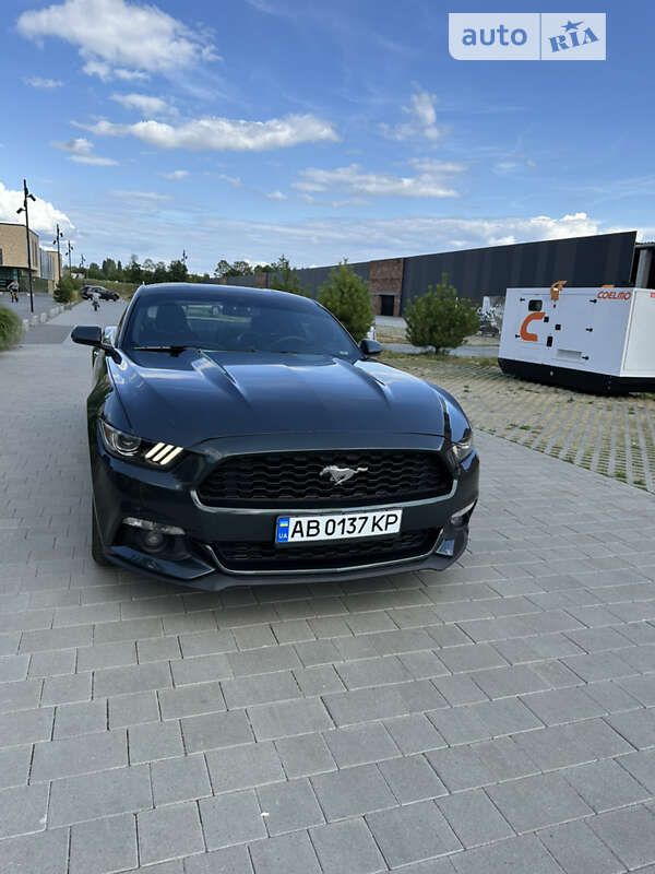 Купе Ford Mustang 2015 в Хмельницком