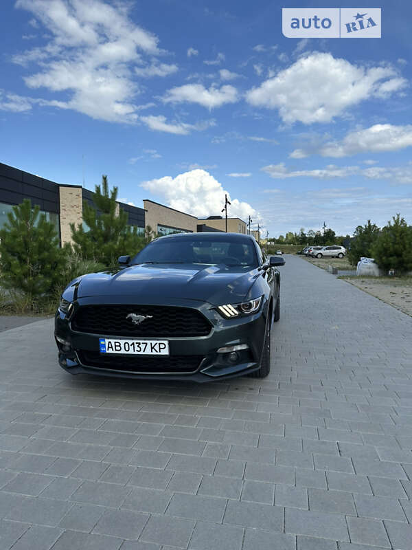 Купе Ford Mustang 2015 в Хмельницком