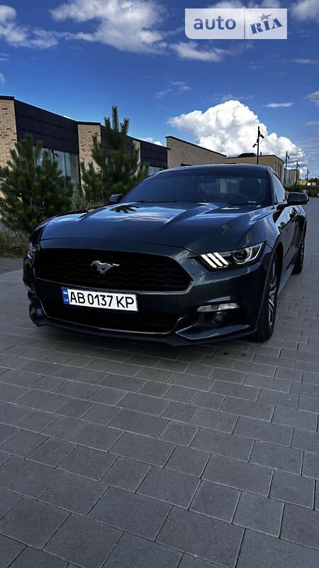 Купе Ford Mustang 2015 в Хмельницком