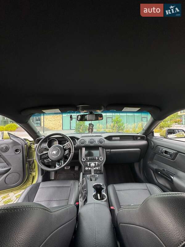 Купе Ford Mustang 2015 в Хмельницком