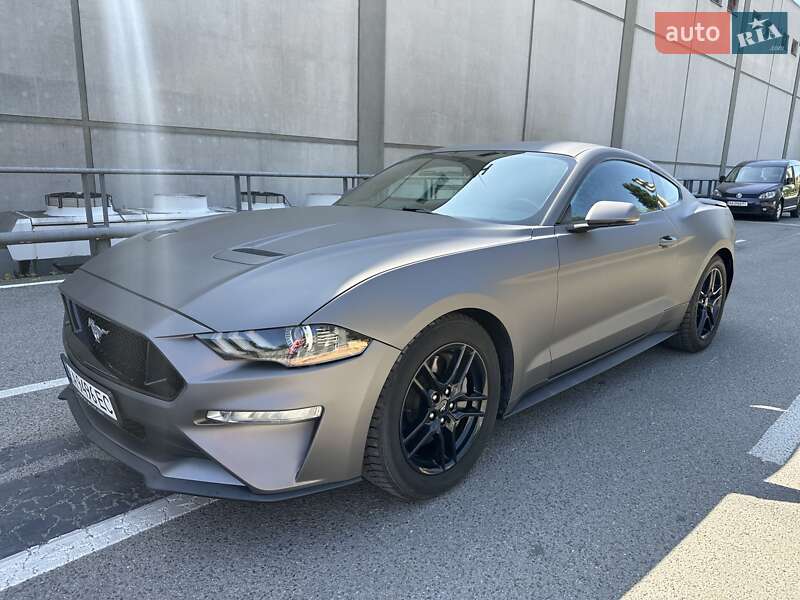 Купе Ford Mustang 2018 в Киеве