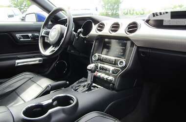 Купе Ford Mustang 2015 в 
