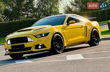 Купе Ford Mustang 2014 в Киеве