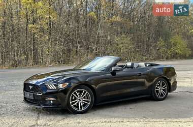 Кабриолет Ford Mustang 2015 в 