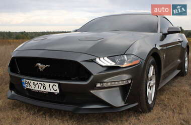 Купе Ford Mustang 2018 в Киеве