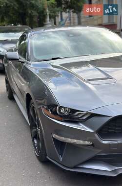 Купе Ford Mustang 2021 в 