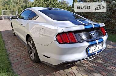 Купе Ford Mustang 2014 в Полтаві