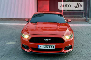 Купе Ford Mustang 2016 в Каменском