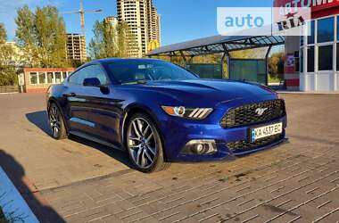 Купе Ford Mustang 2014 в Киеве