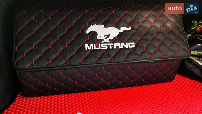 Купе Ford Mustang 2017 в Киеве