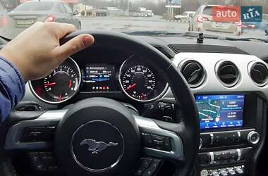 Купе Ford Mustang 2015 в 