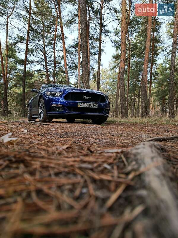 Купе Ford Mustang 2015 в Дніпрі