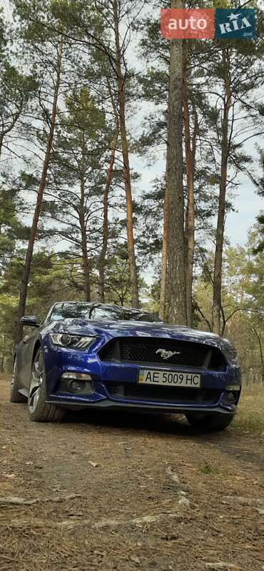 Купе Ford Mustang 2015 в Дніпрі